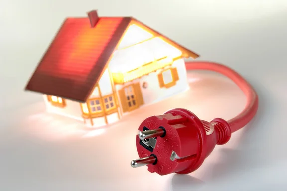 Modellhaus mit Schuko-Stecker