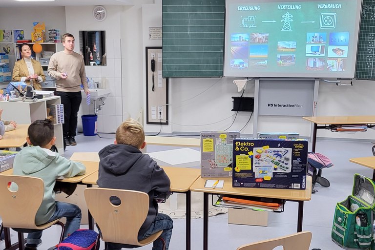 2025-01-14_08.27.33_Experimentierkaesten_fuer_die_Grundschule.jpg